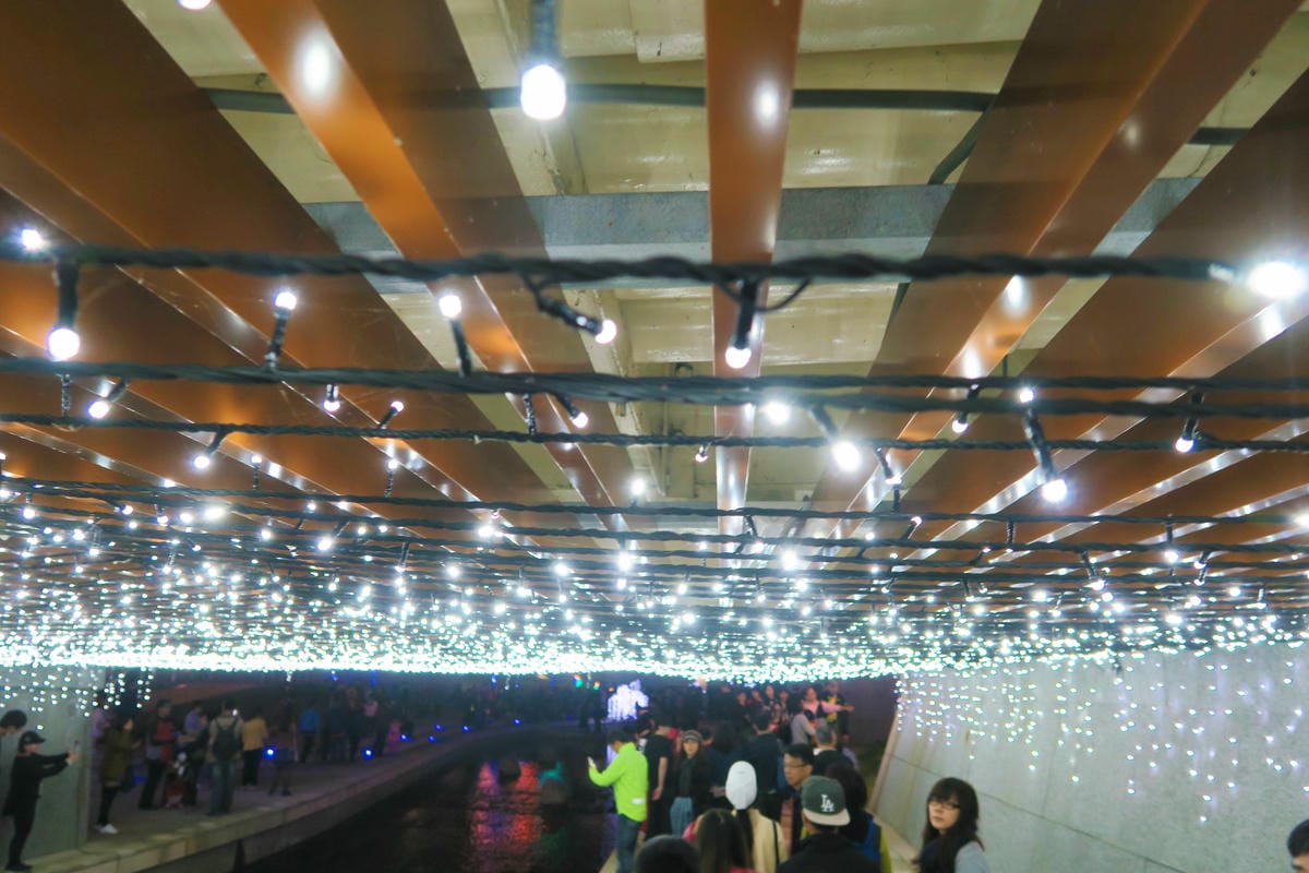 【台灣|台中】柳川藍帶水岸.超浪漫LED.適合情侶約會.市區 【台灣|台中】柳川藍帶水岸.超浪漫LED.適合情侶約會.市區