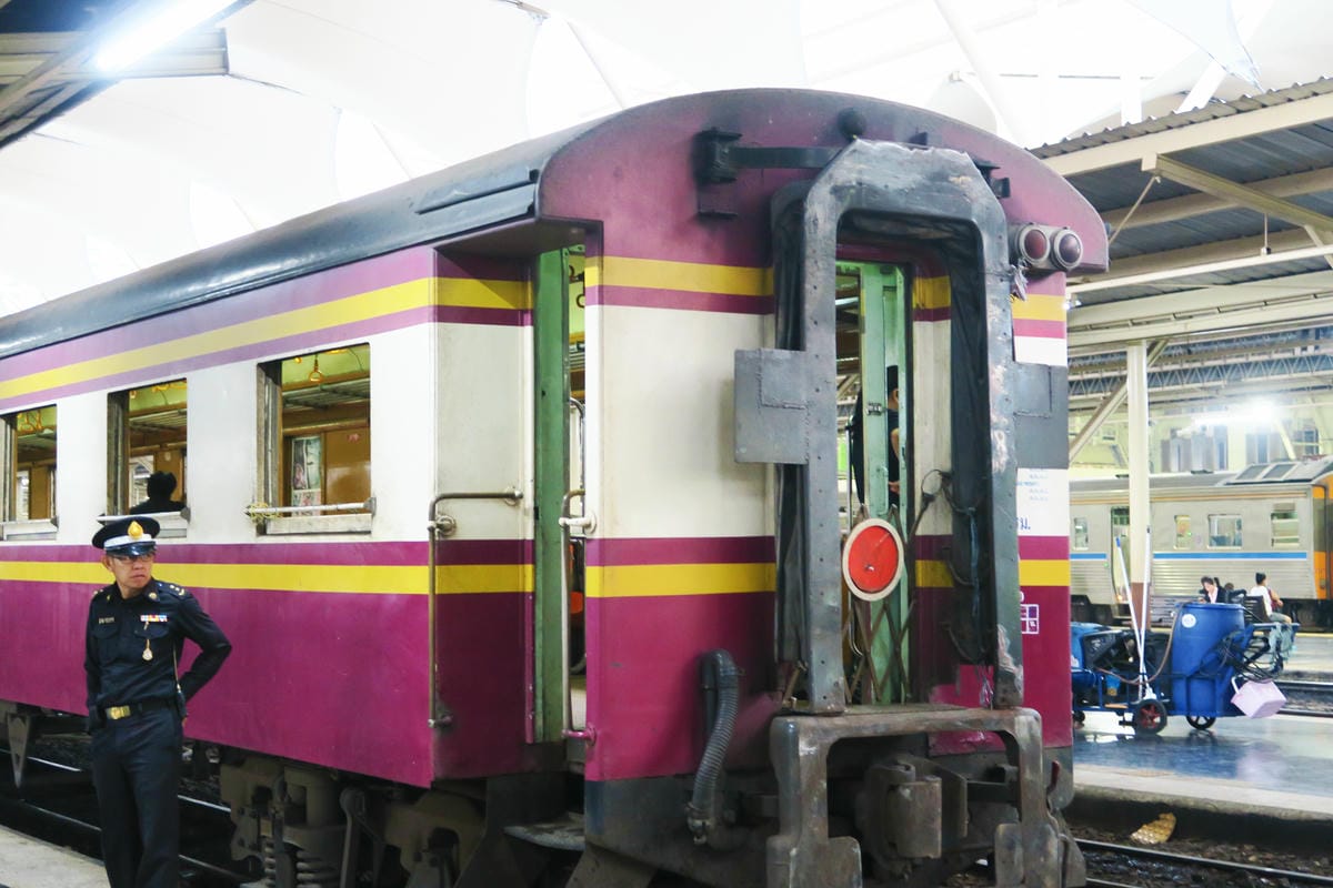 【泰國|大城】鐵道之旅!曼谷到大城Ayutthaya的火車交 【泰國|大城】鐵道之旅!曼谷到大城Ayutthaya的火車交