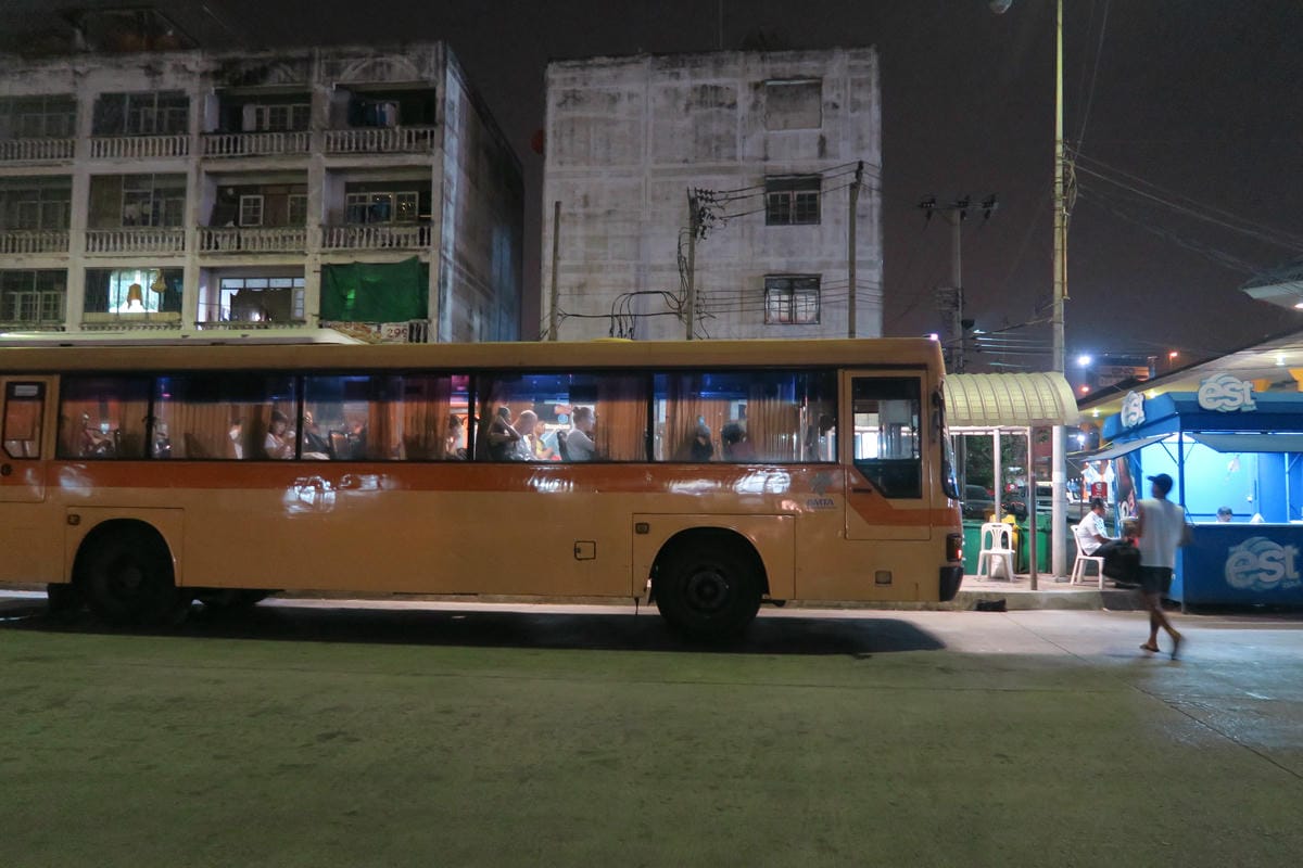 【泰國|華欣】2020華欣交通方式!如何搭Mini Van來 【泰國|華欣】2020華欣交通方式!如何搭Mini Van來