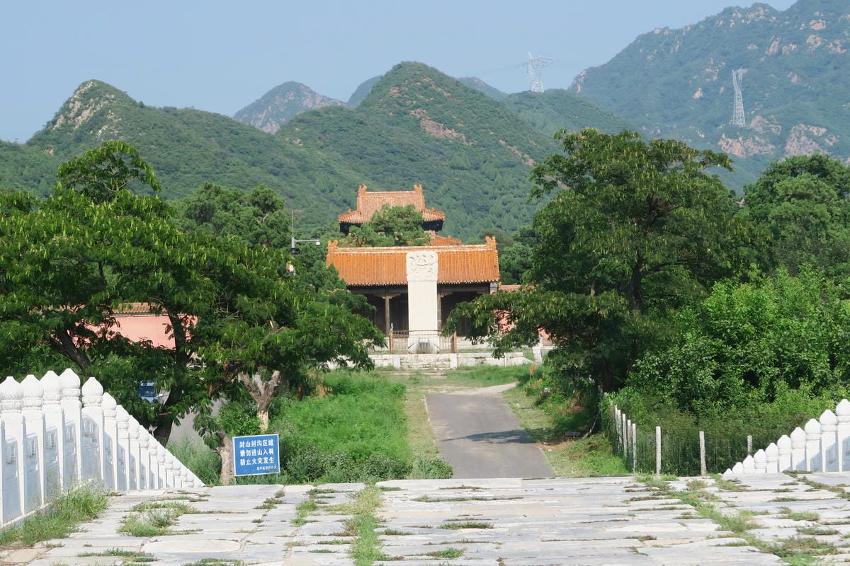 【北京自由行】深度旅遊 走遍明十三陵!神路+定陵+長陵+其他 【北京自由行】深度旅遊 走遍明十三陵!神路+定陵+長陵+其他