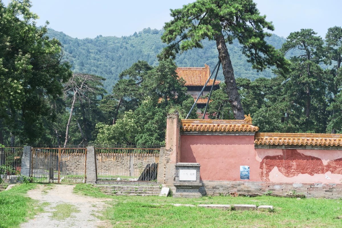 【北京自由行】深度旅遊 走遍明十三陵!神路+定陵+長陵+其他 【北京自由行】深度旅遊 走遍明十三陵!神路+定陵+長陵+其他