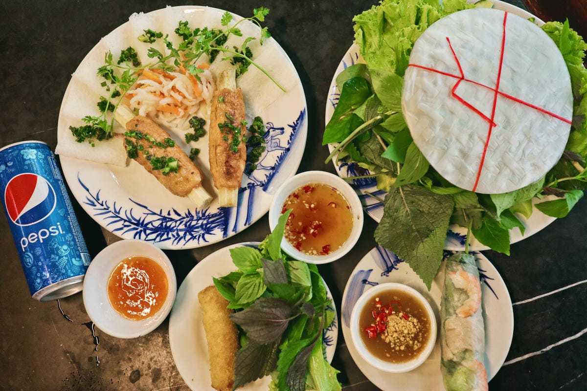 【越南|胡志明】十大美食餐廳推薦!越南在地料理+經典甜品店+ 【越南|胡志明】十大美食餐廳推薦!越南在地料理+經典甜品店+