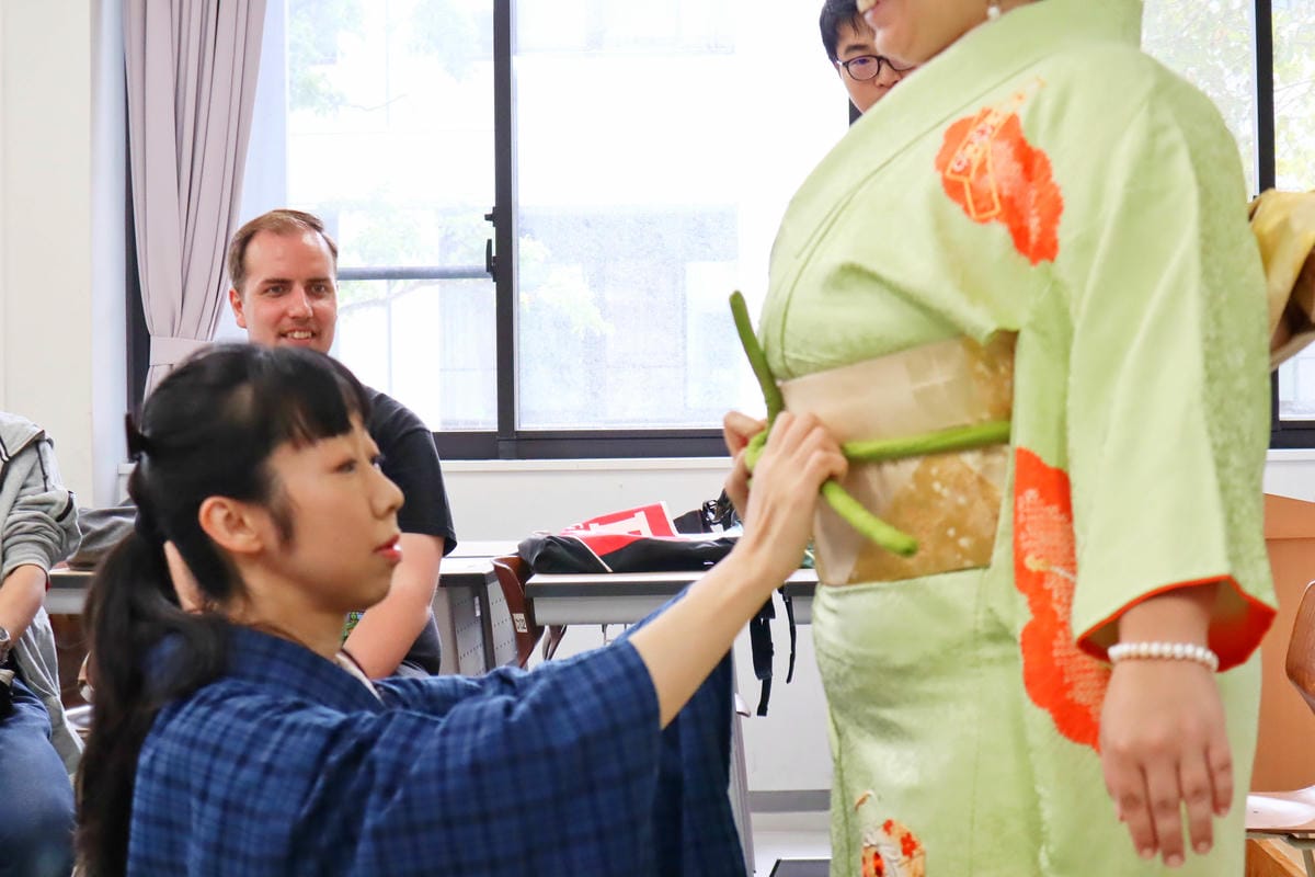 【日本|文化】江戶時代的記憶:日本髮(Nihongami)。 【日本|文化】江戶時代的記憶:日本髮(Nihongami)。