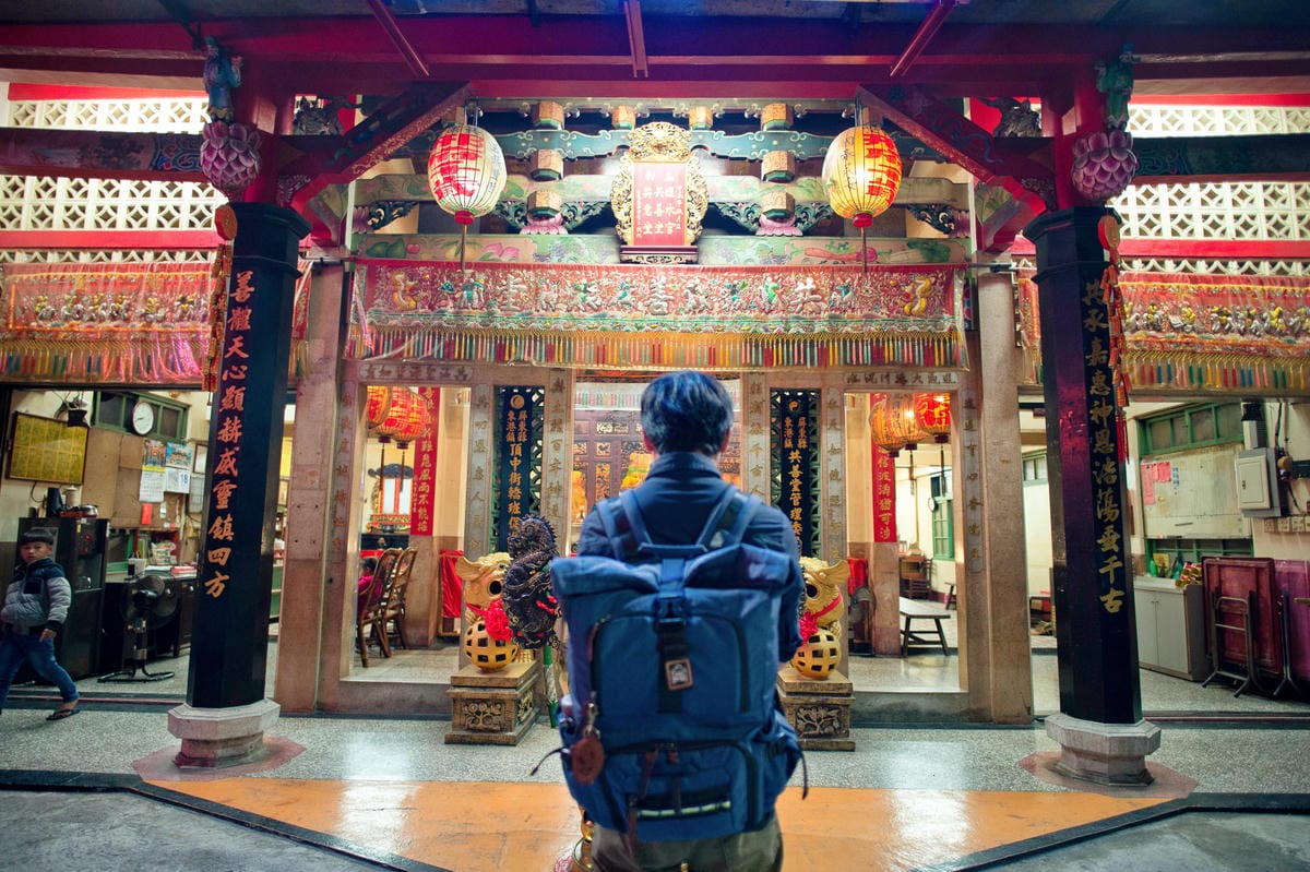 【屏東｜東港】走路玩東港鎮！半日文青知性小旅行 從廟宇祭典活