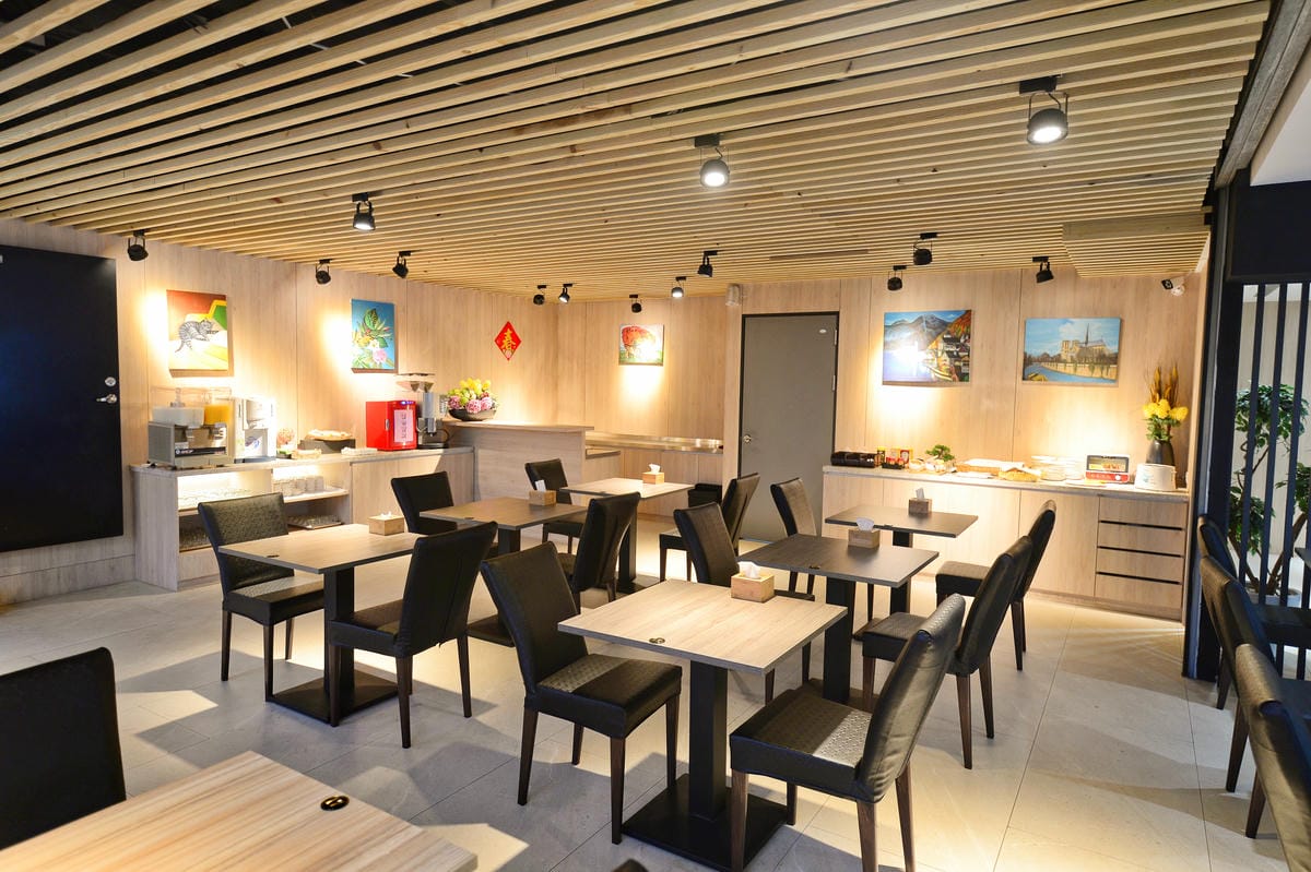 【台南自由行】兩天一夜深度文青.美食之旅！走路&腳踏車帶你玩