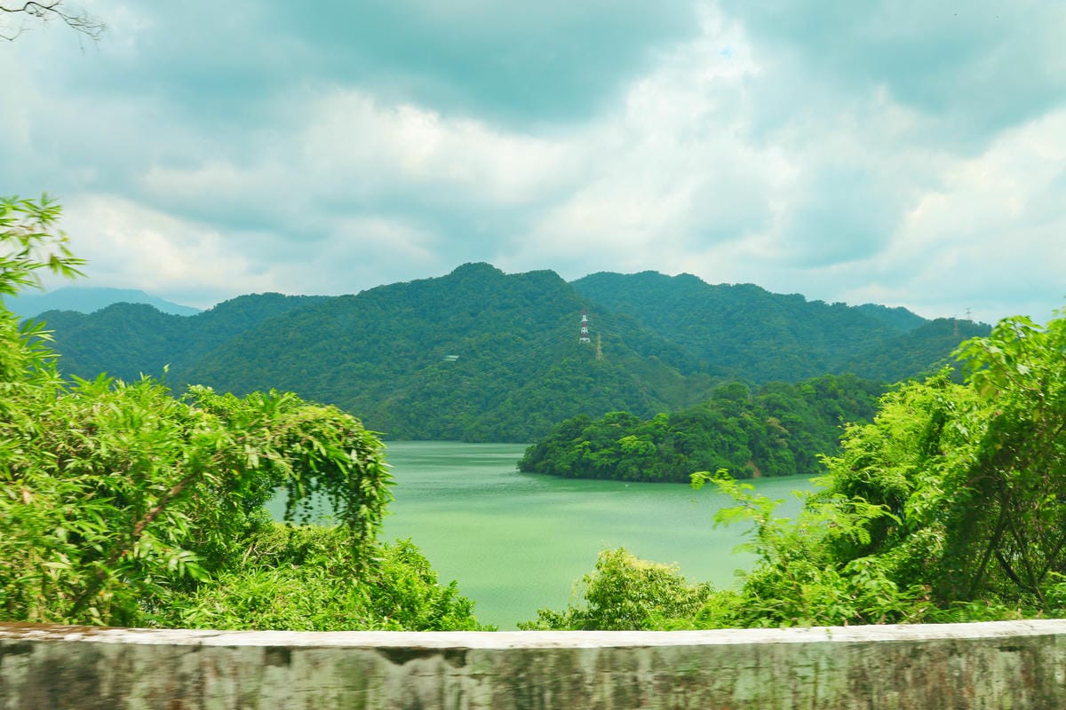 【桃園|大溪】你沒玩過的石門水庫!路上衝浪、攀樹探險、無敵景 【桃園|大溪】你沒玩過的石門水庫!路上衝浪、攀樹探險、無敵景