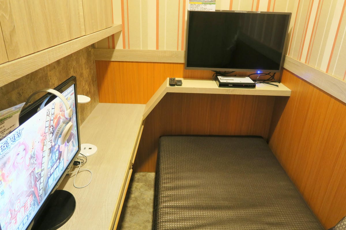 【台灣|台北】一晚住宿不到三百元?超近台北車站「E客棧」奢華 【台灣|台北】一晚住宿不到三百元?超近台北車站「E客棧」奢華