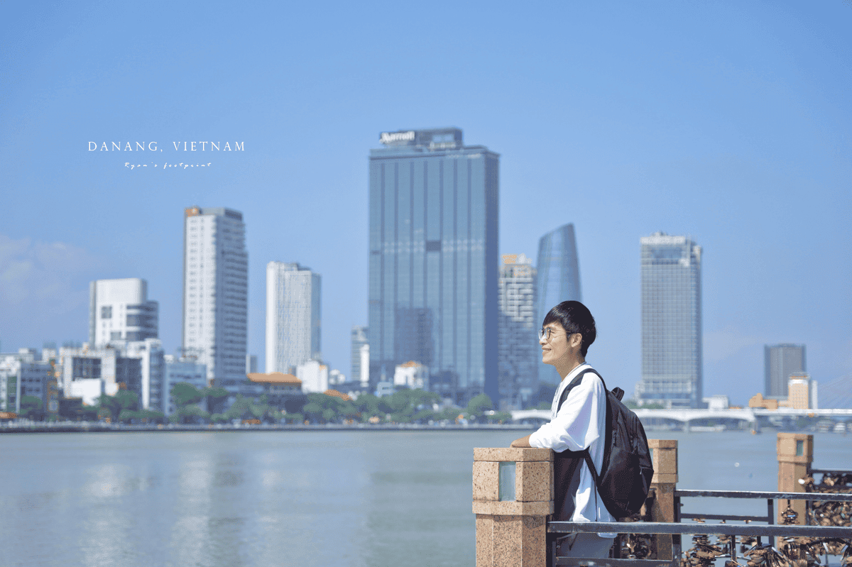 峴港 龍橋表演.png