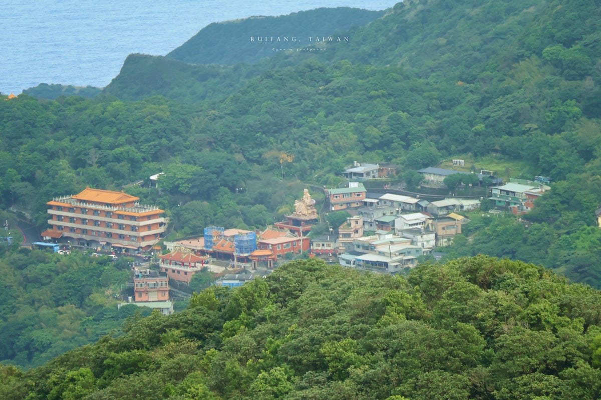 【瑞芳】浪淘盡後的山城：瑞芳 – 金芒舞秋風 九份一日遊｜深訪記憶之外的九份印象 手作芒花關守石、手做芋圓體驗. 不厭亭芒花海. 福山宮
